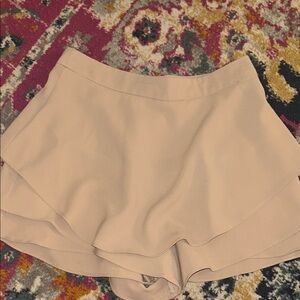 DO+BE Cream Skorts